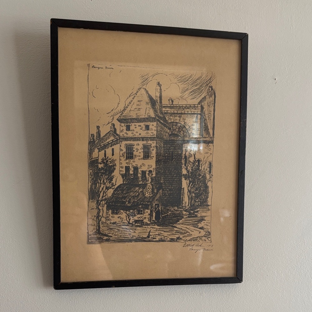 VTG Framed Vintage Printed Architectural Sketch in Black wooden Frame